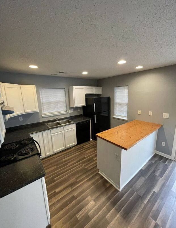 Townhouse for rent at 1870 Birch Heights Court, Charlotte, NC 28213