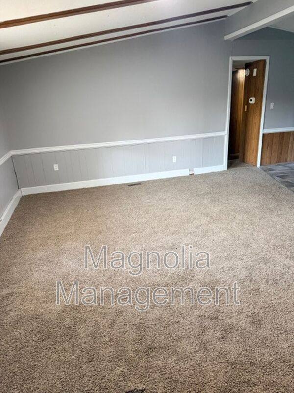 House for rent at 897 Faulkner Town Rd, Henderson, NC 27537