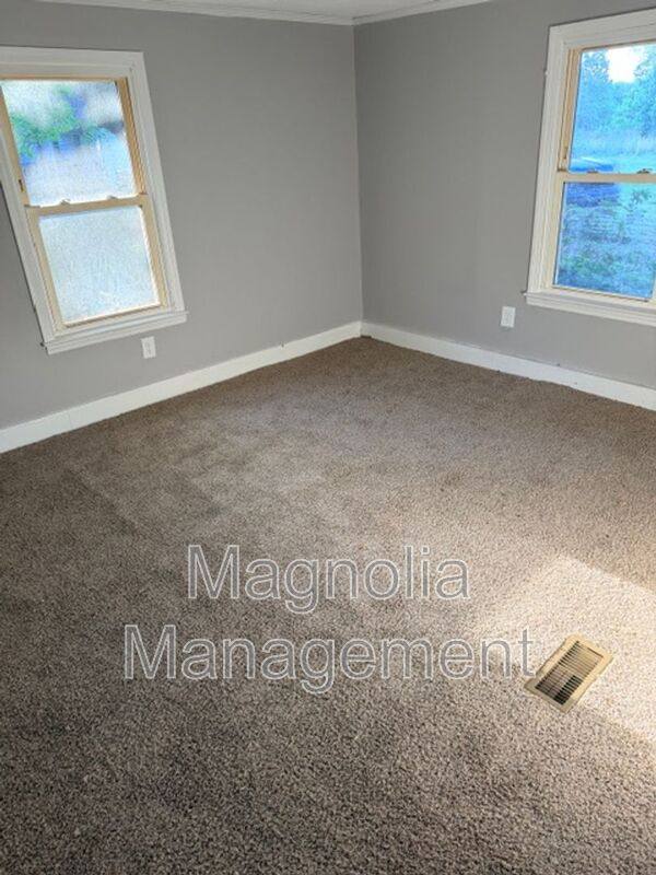 House for rent at 897 Faulkner Town Rd, Henderson, NC 27537