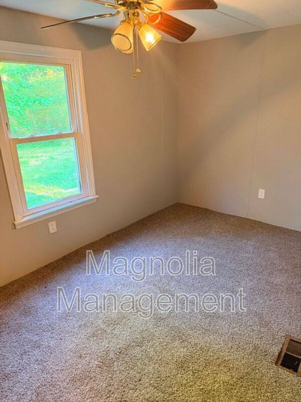House for rent at 897 Faulkner Town Rd, Henderson, NC 27537