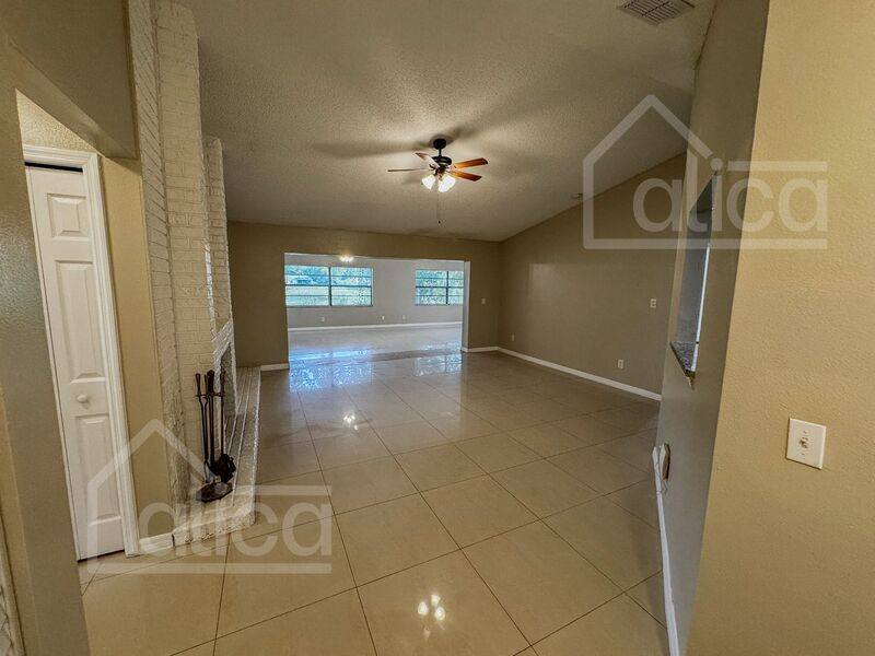 House for rent at 17633 Meadowbridge Dr, Lutz, FL 33549