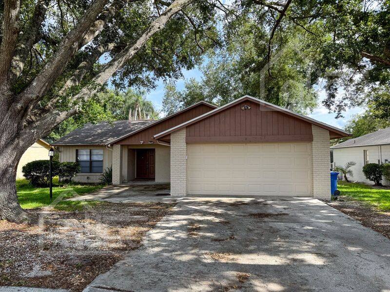 House for rent at 17633 Meadowbridge Dr, Lutz, FL 33549
