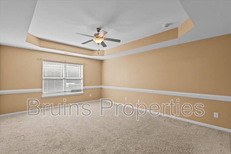 House for rent at 1814 Castle Gate Court, High Point, NC 27265