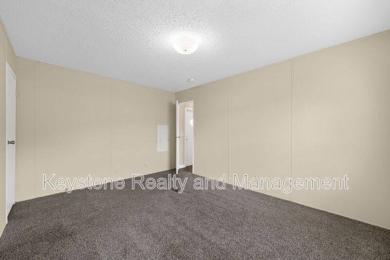 House for rent at 918 Gabby Lane, Oak Grove, KY 42262