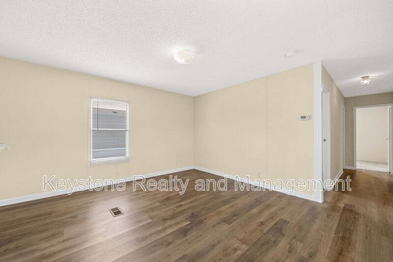 House for rent at 918 Gabby Lane, Oak Grove, KY 42262