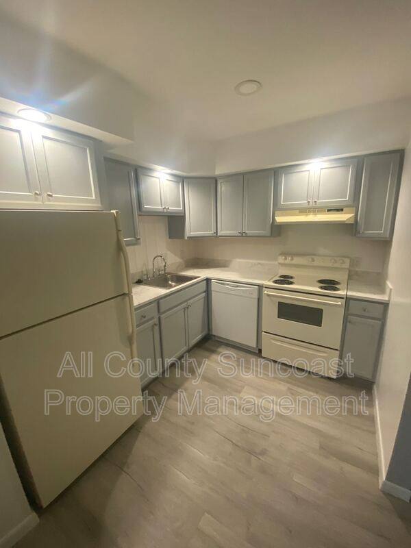 Apartment for rent at 1830 Dr MLK Jr St N #210, Saint Petersburg, FL 33704