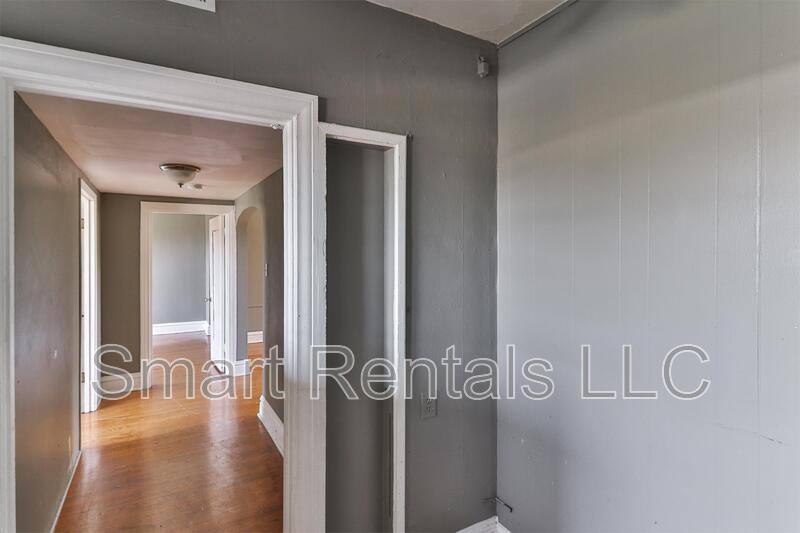 Apartment for rent at 3860 Bamberger Ave #1N, Saint Louis, MO 63116