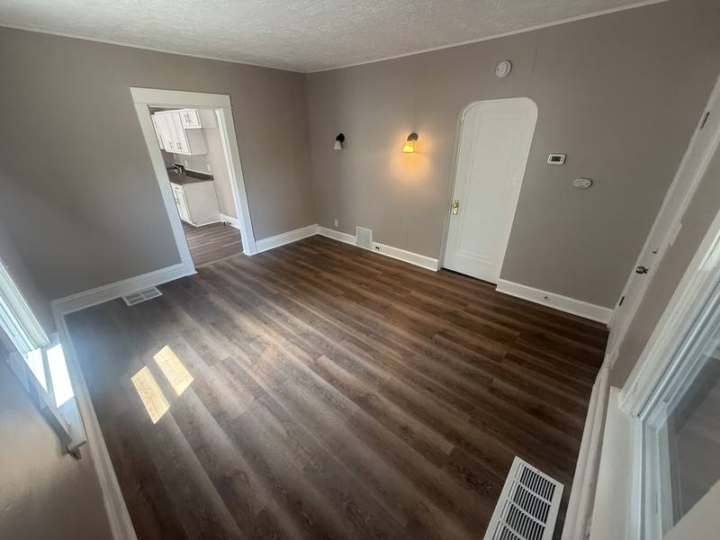 Apartment for rent at 2818 E 119th St #DOWNSTAIRS, Cleveland, OH 44120
