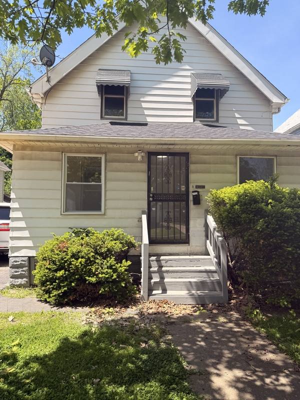 Apartment for rent at 2818 E 119th St #DOWNSTAIRS, Cleveland, OH 44120
