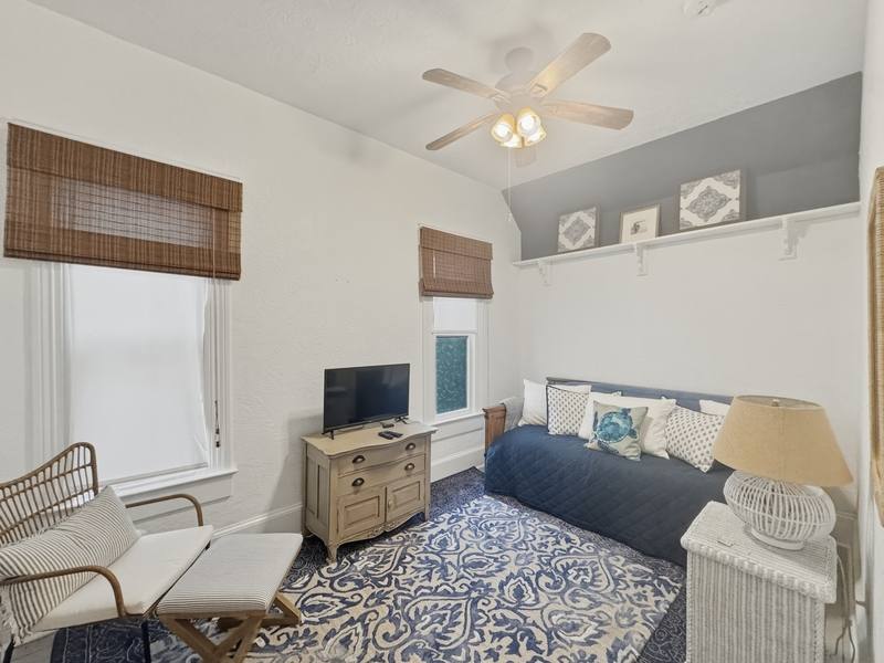 Apartment for rent at 1514 Silver St, Jacksonville, FL 32206