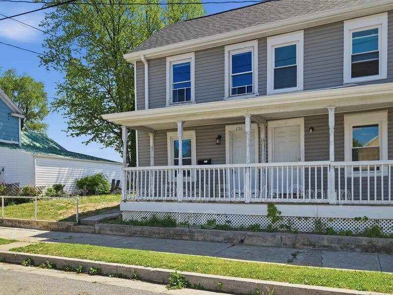 Apartment for rent at 116 S High St, Martinsburg, WV 25404