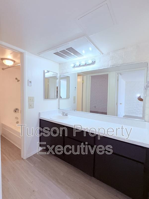 Apartment for rent at 20 N Leonora Ave #111, Tucson, AZ 85711