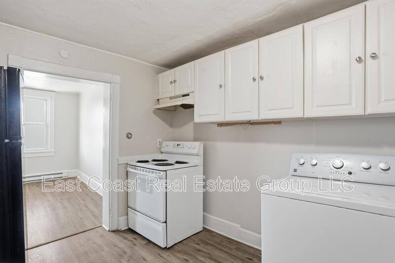 Apartment for rent at 13 N Maryland Ave #2, Brunswick, MD 21716