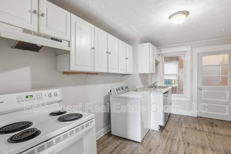 Apartment for rent at 13 N Maryland Ave #2, Brunswick, MD 21716