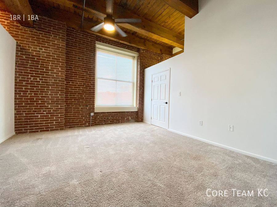 Condo for rent at 202 W 5th St #203, Kansas City, MO 64106