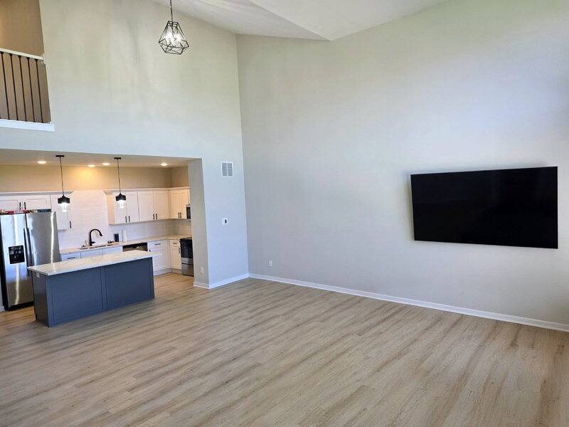 Townhouse for rent at 1008 Maple St, Waukee, IA 50263