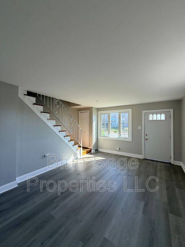 Townhouse for rent at 66 Folcroft Ave, Folcroft, PA 19032