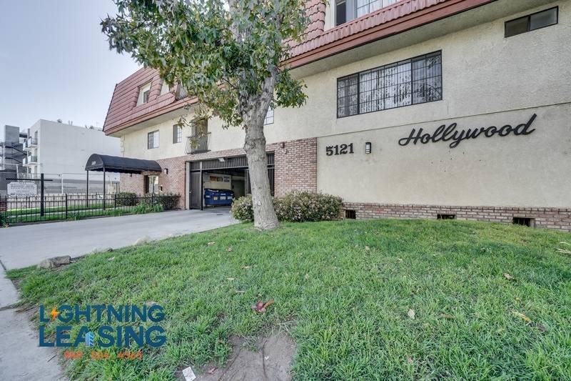 Apartment for rent at 5121 Klump Ave #206, North Hollywood, CA 91601