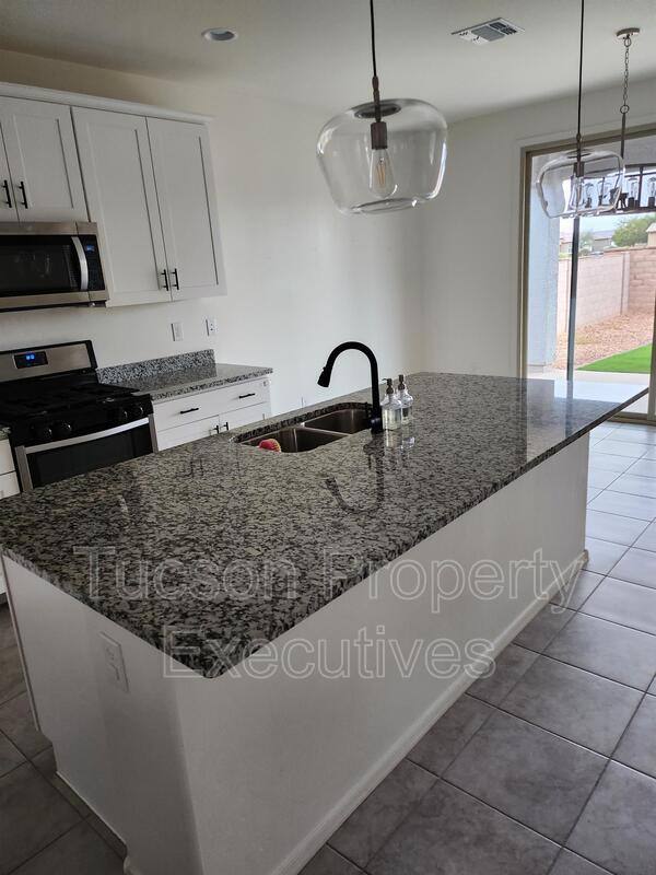 House for rent at 6391 E Calle Hora Cero, Tucson, AZ 85756