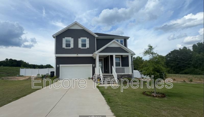 House for rent at 7704 Chestnut Creek Court, Willow Spring, NC 27592