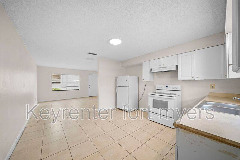 Apartment for rent at 5551 5th Ave, Fort Myers, FL 33907