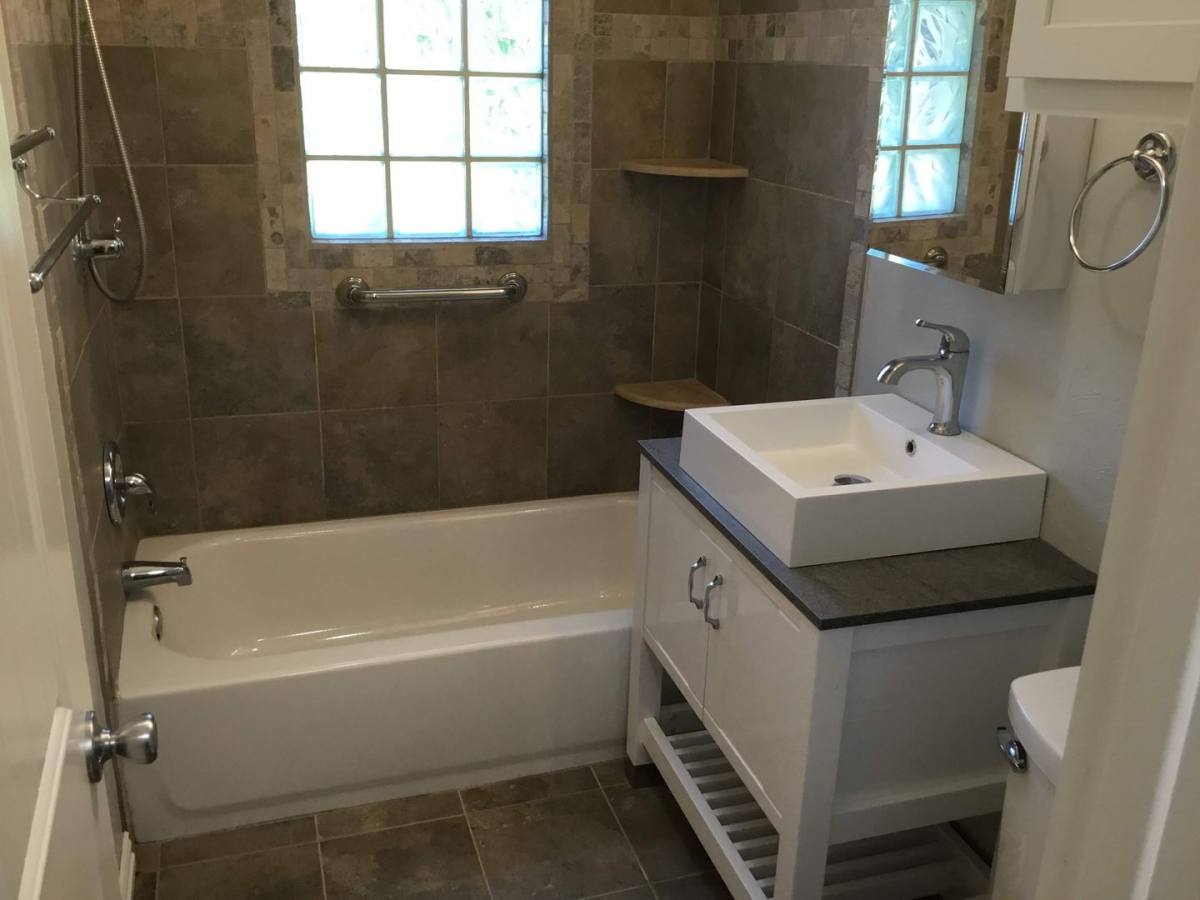 House for rent at 305 Babb Dr, Oklahoma City, OK 73110