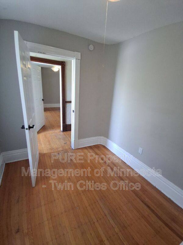 Apartment for rent at 140 Belvidere St W #1, Saint Paul, MN 55118
