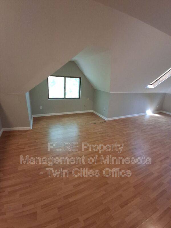 Apartment for rent at 140 Belvidere St W #1, Saint Paul, MN 55118