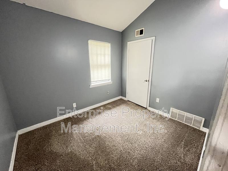 House for rent at 401 N Manassas St, Memphis, TN 38105