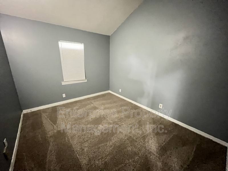 House for rent at 401 N Manassas St, Memphis, TN 38105