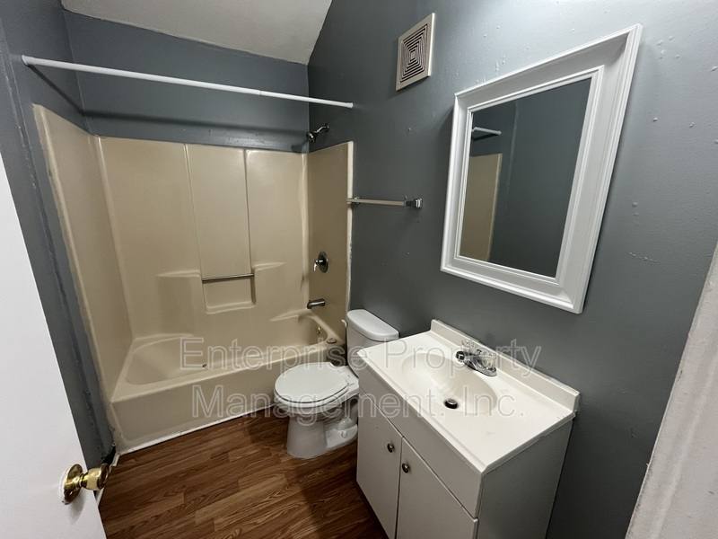 House for rent at 401 N Manassas St, Memphis, TN 38105