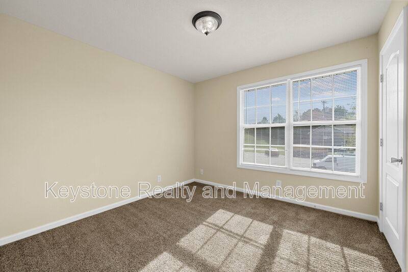 Townhouse for rent at 2331 Raleigh Court, Clarksville, TN 37043
