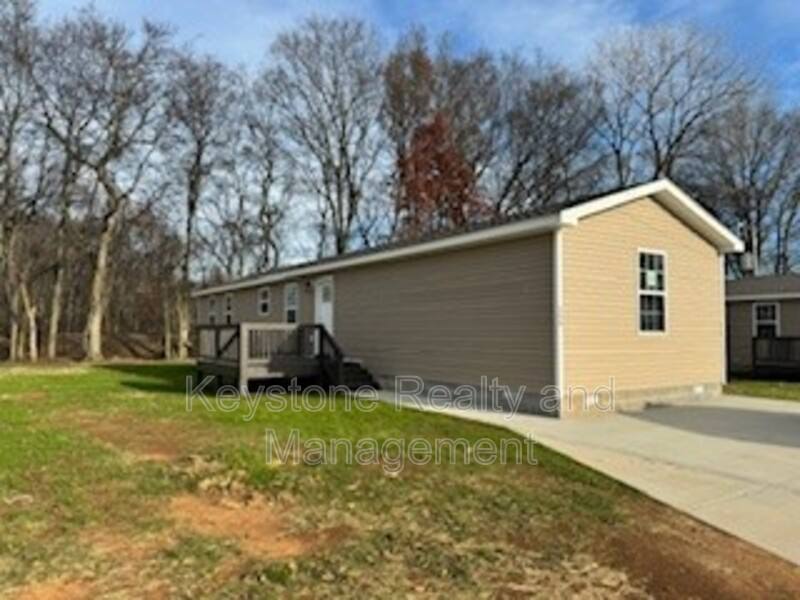 House for rent at 155 Mace Lane #17, Oak Grove, KY 42262