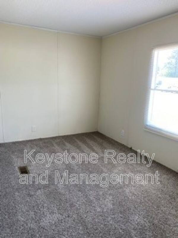 House for rent at 810 Monroe Lane, Oak Grove, KY 42262