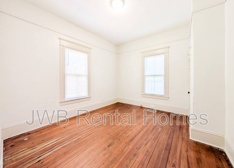 Apartment for rent at 2040 Laura St N, Jacksonville, FL 32206