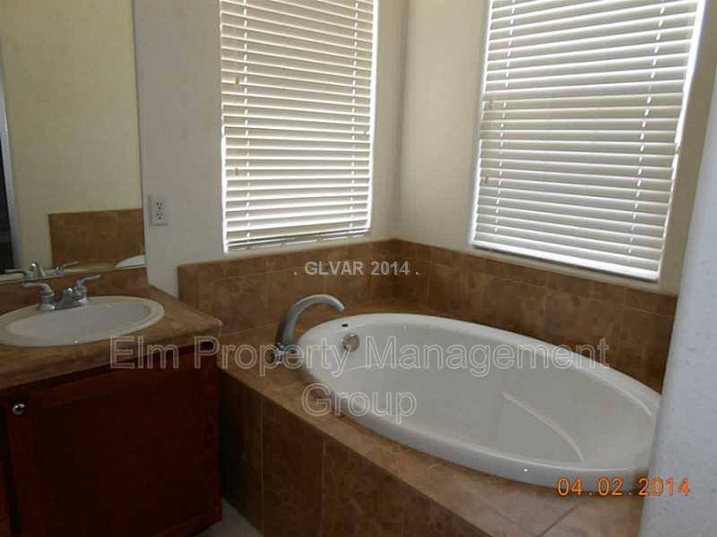 House for rent at 9795 Waukegan Ave, Las Vegas, NV 89148