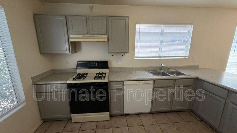 House for rent at 10435 W Pasadena Ave, Glendale, AZ 85307