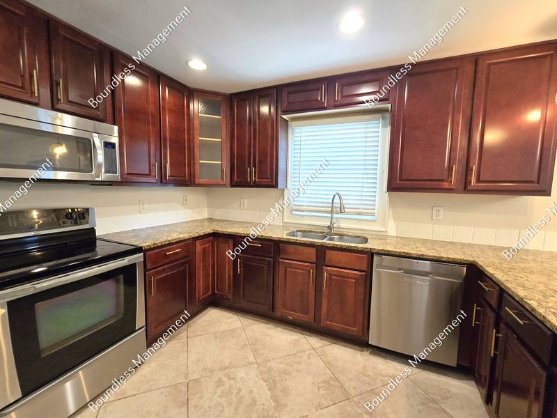 House for rent at 2533 Sylvan Rd, Atlanta, GA 30344