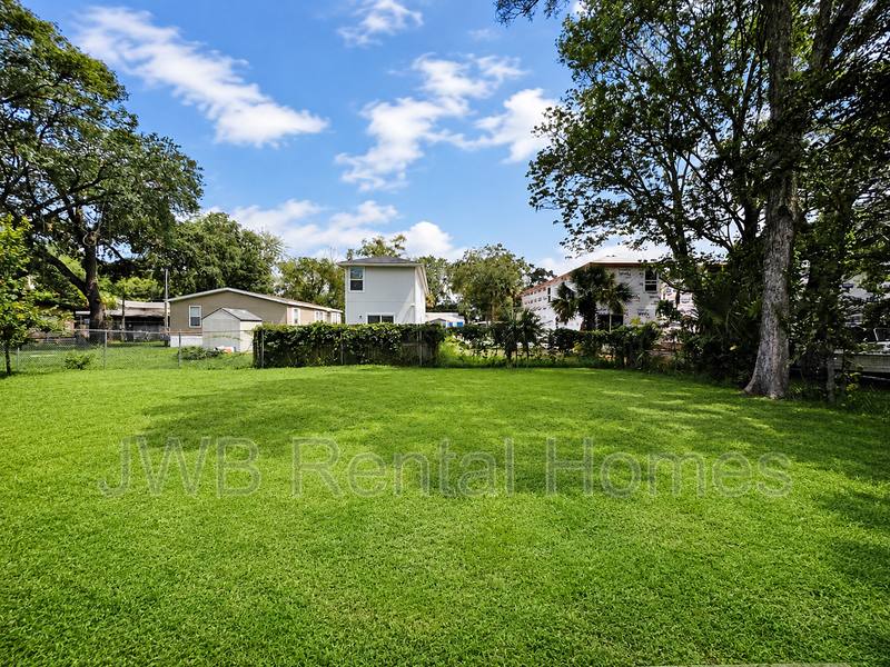 House for rent at 9027 Dandy Ave, Jacksonville, FL 32211