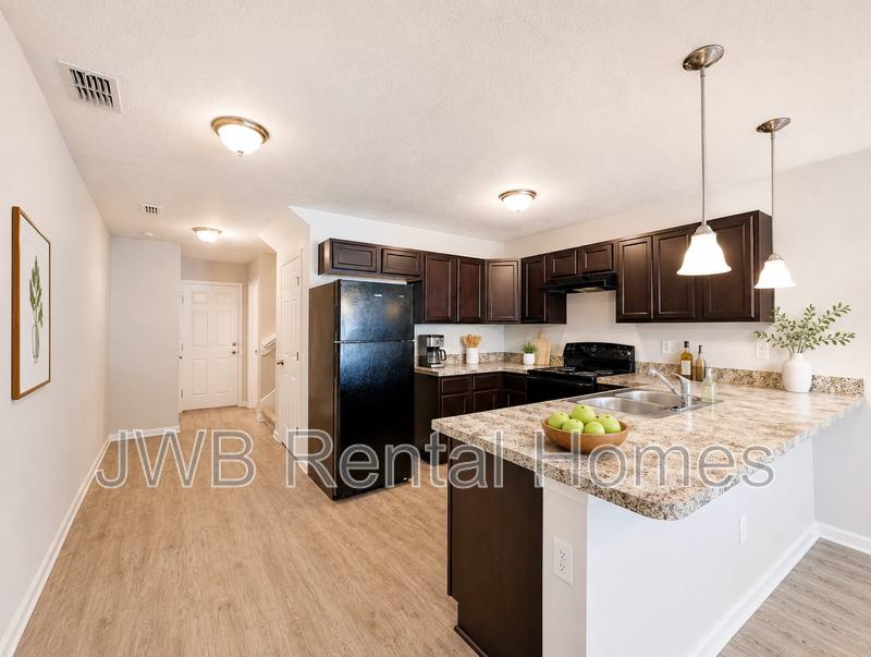 Townhouse for rent at 8443 McGirts Village Lane, Jacksonville, FL 32210