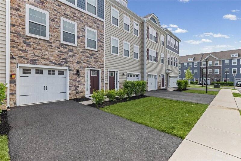House for rent at 8 Venice Lane, Mount Laurel, NJ 08054