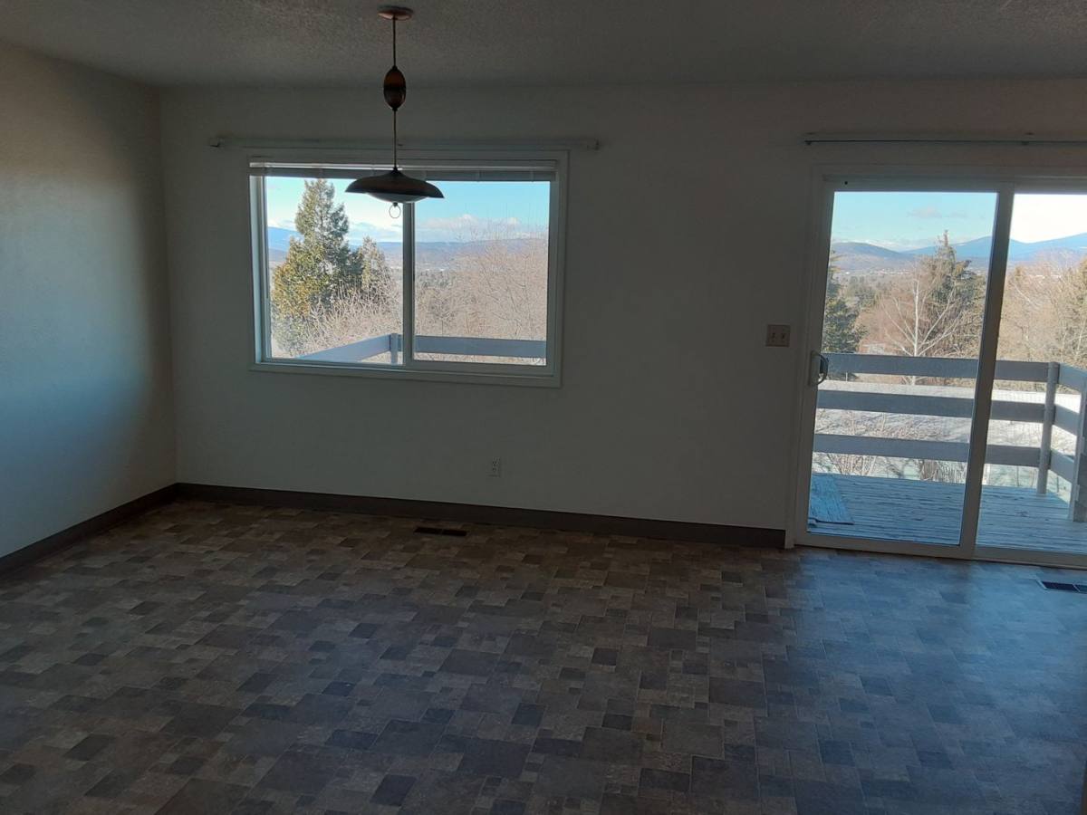Apartment for rent at 1834 Kimberly Dr, Klamath Falls, OR 97603