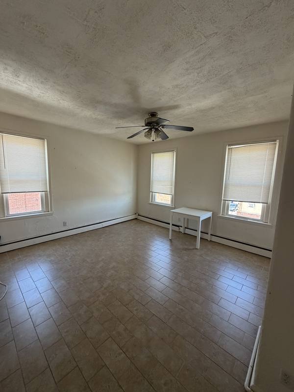 Apartment for rent at 1526 W Ritner St #2, Philadelphia, PA 19145