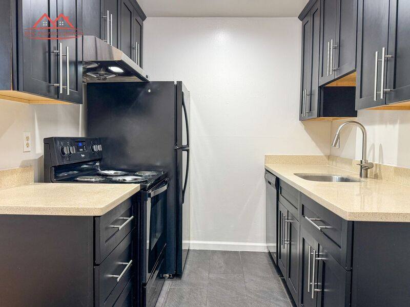Apartment for rent at 1578 Albatross Dr #1, Sunnyvale, CA 94087