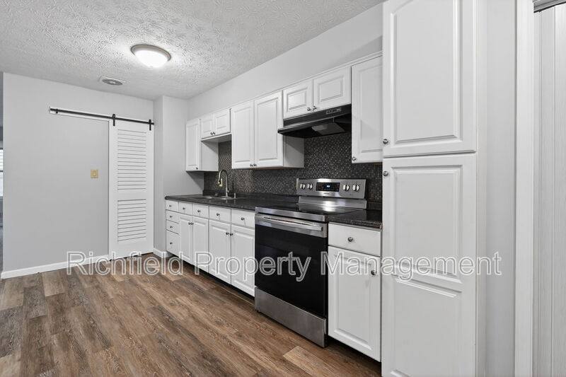 House for rent at 1260 Lincoln Dr, Noblesville, IN 46060