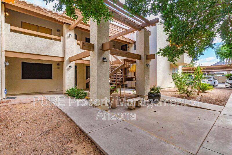 Apartment for rent at 8847 N 8th St #102, Phoenix, AZ 85020