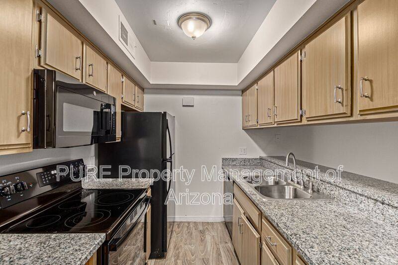 Apartment for rent at 8847 N 8th St #102, Phoenix, AZ 85020