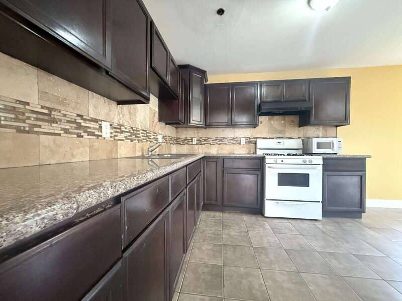 Apartment for rent at 9011 Orchard Ave, Los Angeles, CA 90044