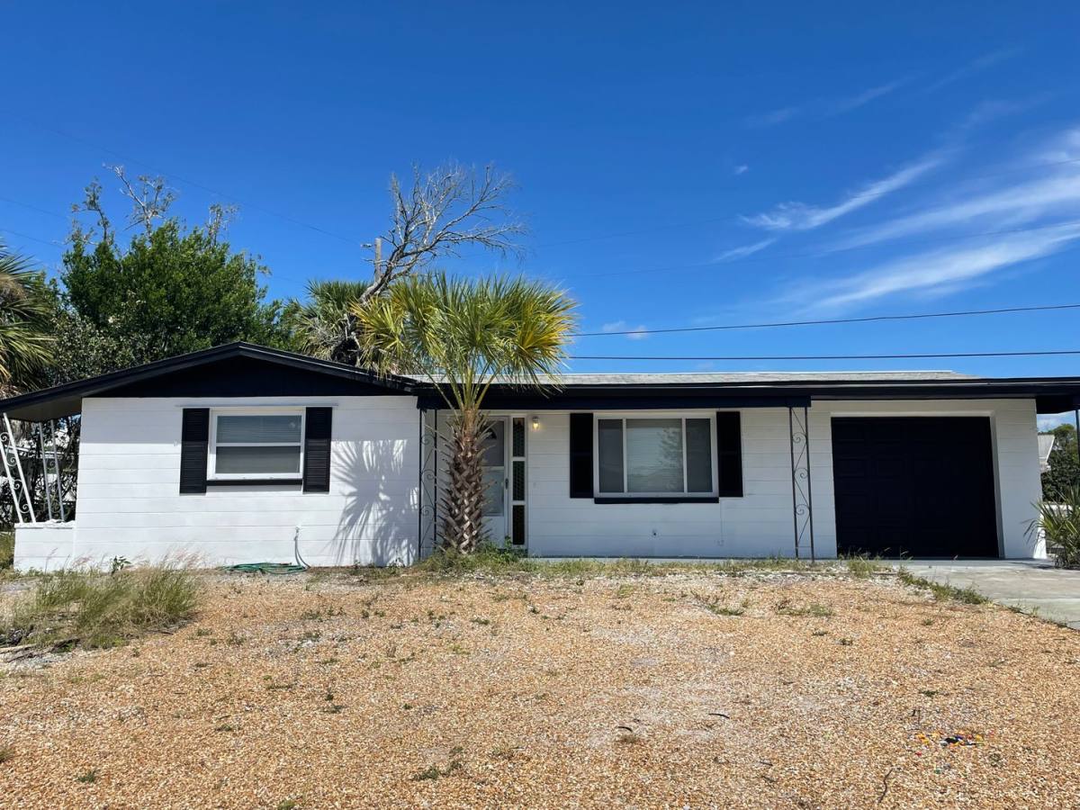 House for rent at 1130 Powersong St, Holiday, FL 34690