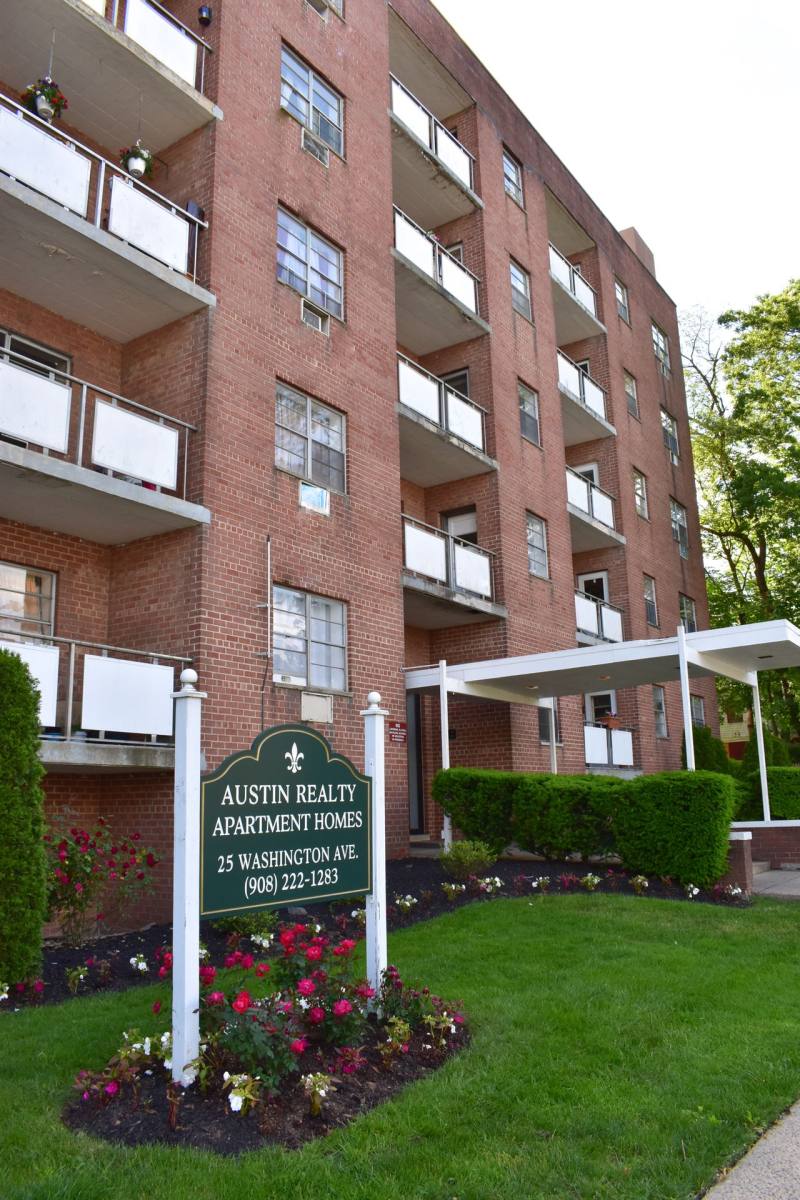 Apartment for rent at 25 Washington Ave, Plainfield, NJ 07060